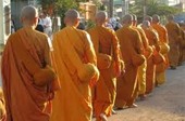Nữ giới xuất gia tu Phật có chứng được Thánh quả không? (TS.Huệ Dân)