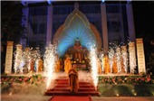 Đêm hội hoa đăng kính mừng ngày Phật thành đạo năm 2011