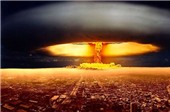 Nhật ký biển Đông: Nên hay không nên có vũ khí nguyên tử?